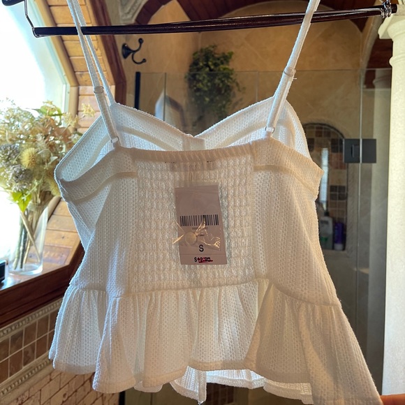 F21 Flirty Button Up Top - Picture 3 of 3